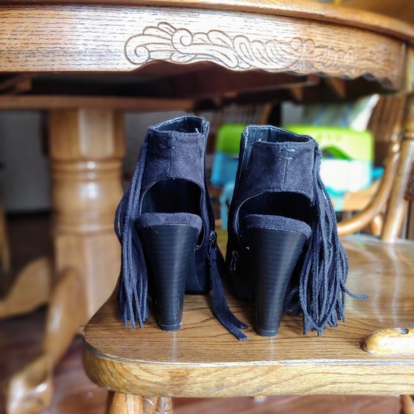 Coconuts By Matisse Fringe Booties - Picture 3 of 3